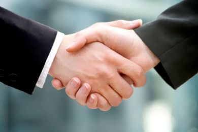 Как нужно приветствовать друг-друга согласно исламу?